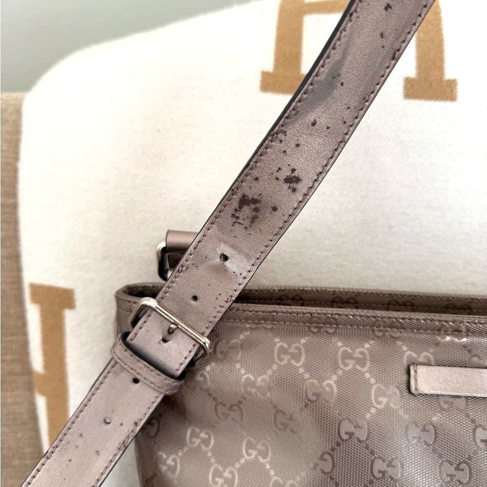 Gucci authentic crossbody bag metallic rose color monogram coated canvas medium - Picture 8 of 16